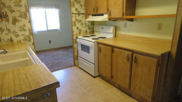 3655 East Valley Vista Road Rimrock, AZ 86335 - Photo 3 of 34 IMG_3807
