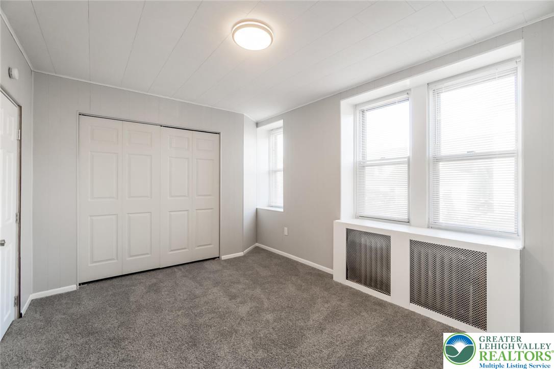 421 Center Street Jim Thorpe, PA 18229 - Photo 23 of 34 an empty room with windows