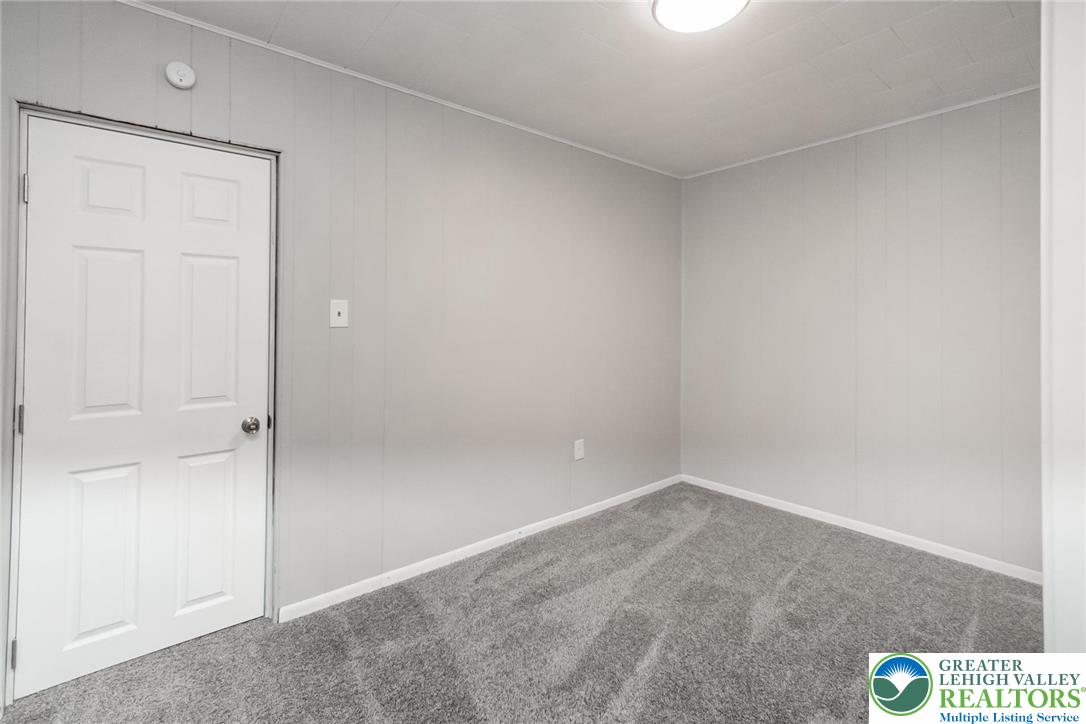 421 Center Street Jim Thorpe, PA 18229 - Photo 28 of 34 an empty room with a hallway