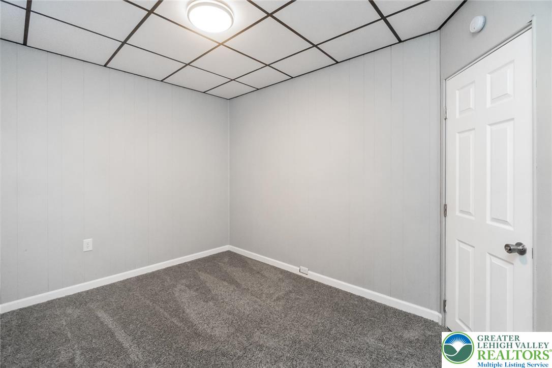 421 Center Street Jim Thorpe, PA 18229 - Photo 31 of 34 a room and a window in a room