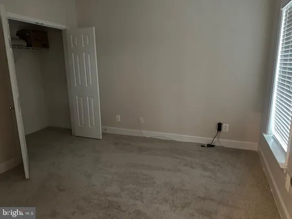 $3,600 | 2463 Huntington Park Drive, Alexandria, VA 22303
