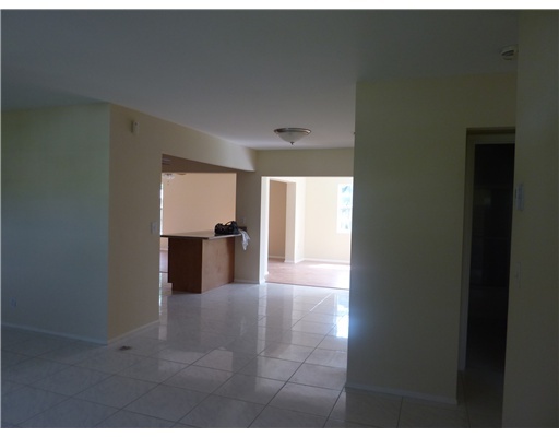 19822 Arizona Court Boca Raton, FL 33434 - Photo 4 of 12 Additional Photo