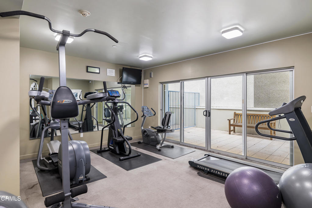 159 West Green Street, Unit 502A Pasadena, CA 91105 - Photo 30 of 40 a view of a room with gym equipment