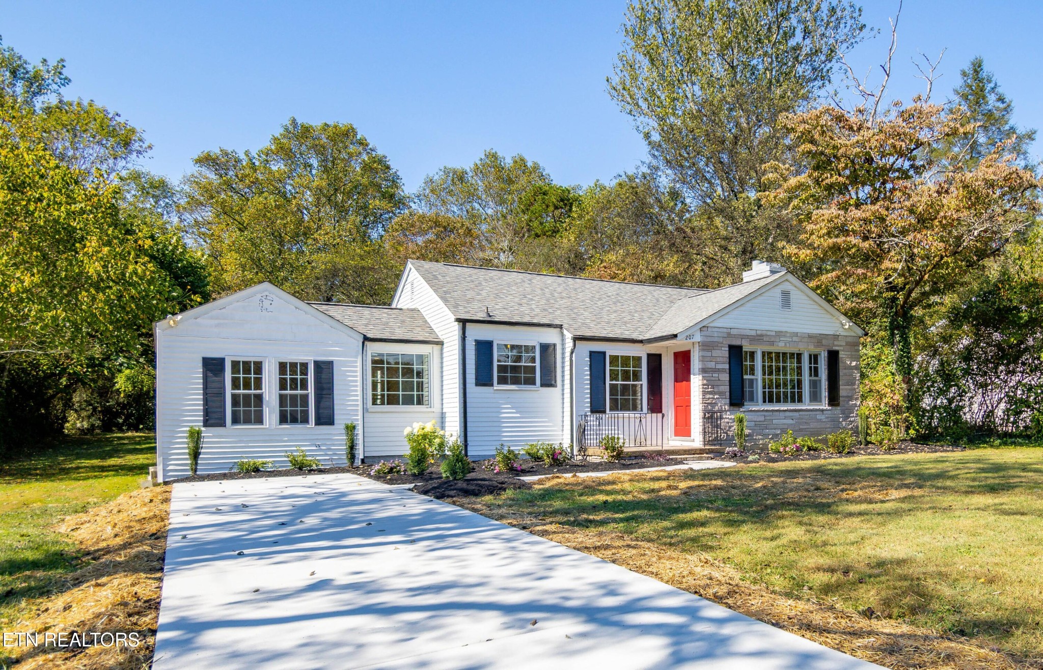 207 Catlett Road Knoxville, TN 37920 - Photo 1 of 25 Gallery Image 1