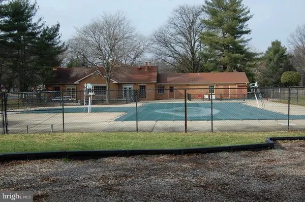 $2,450 | 9 Hibiscus Court, Unit 25, Gaithersburg, MD 20878