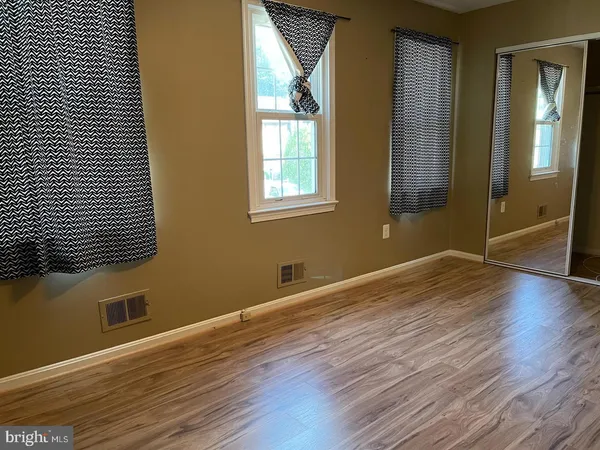 $2,450 | 9 Hibiscus Court, Unit 25, Gaithersburg, MD 20878