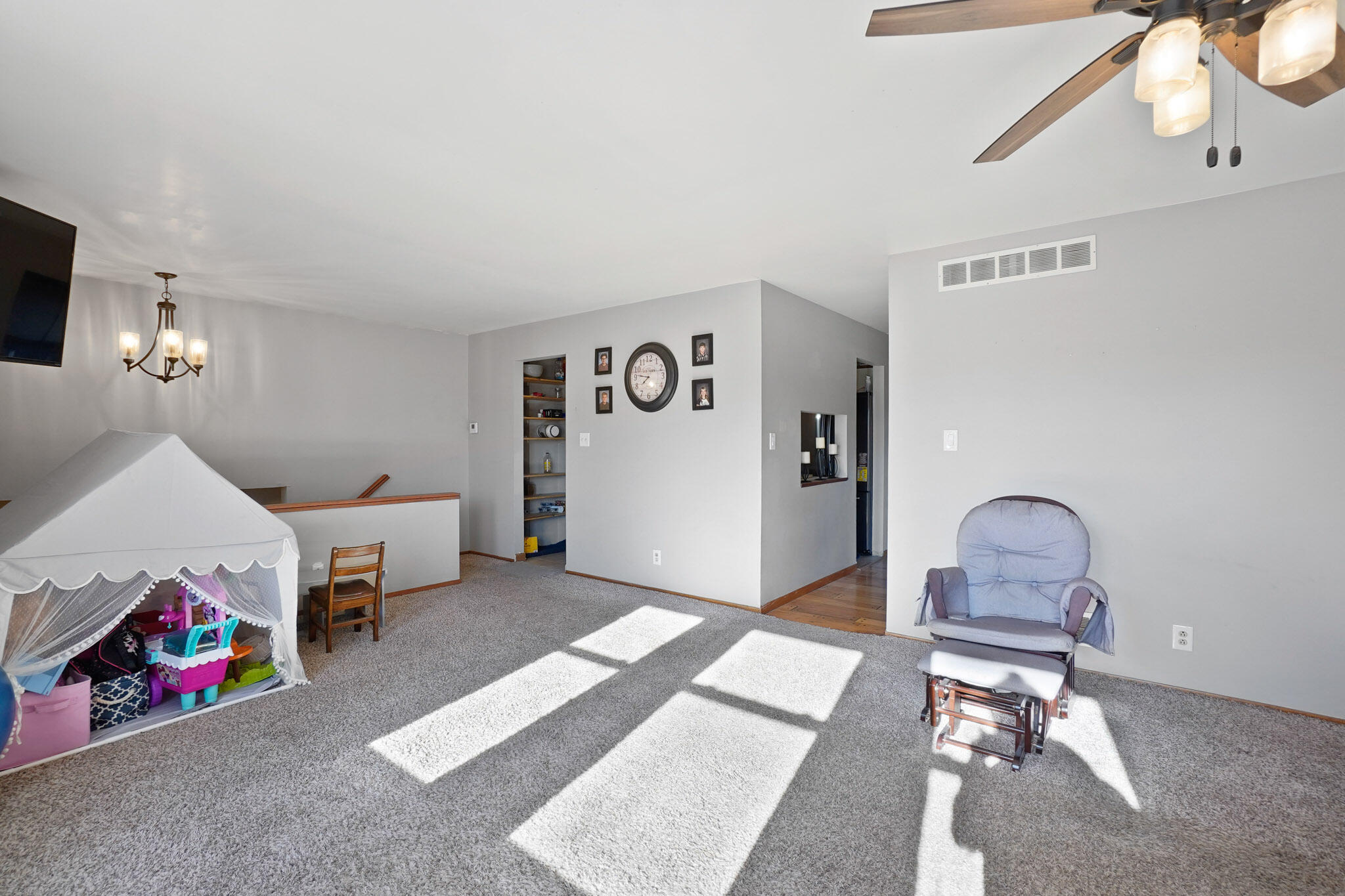 642 Omega Drive Crown Point, IN 46307 - Photo 17 of 37 2048x1365