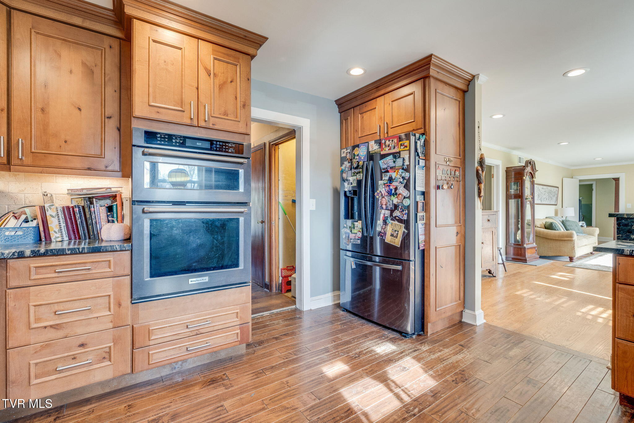 456 Berkeley Road Kingsport, TN 37660 - Photo 12 of 40 012