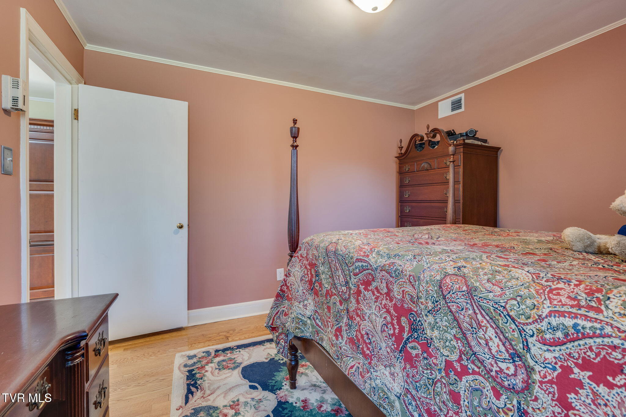 456 Berkeley Road Kingsport, TN 37660 - Photo 27 of 40 027