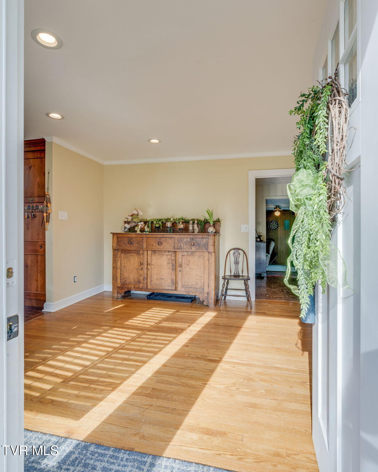 456 Berkeley Road Kingsport, TN 37660 - Photo 4 of 40 004