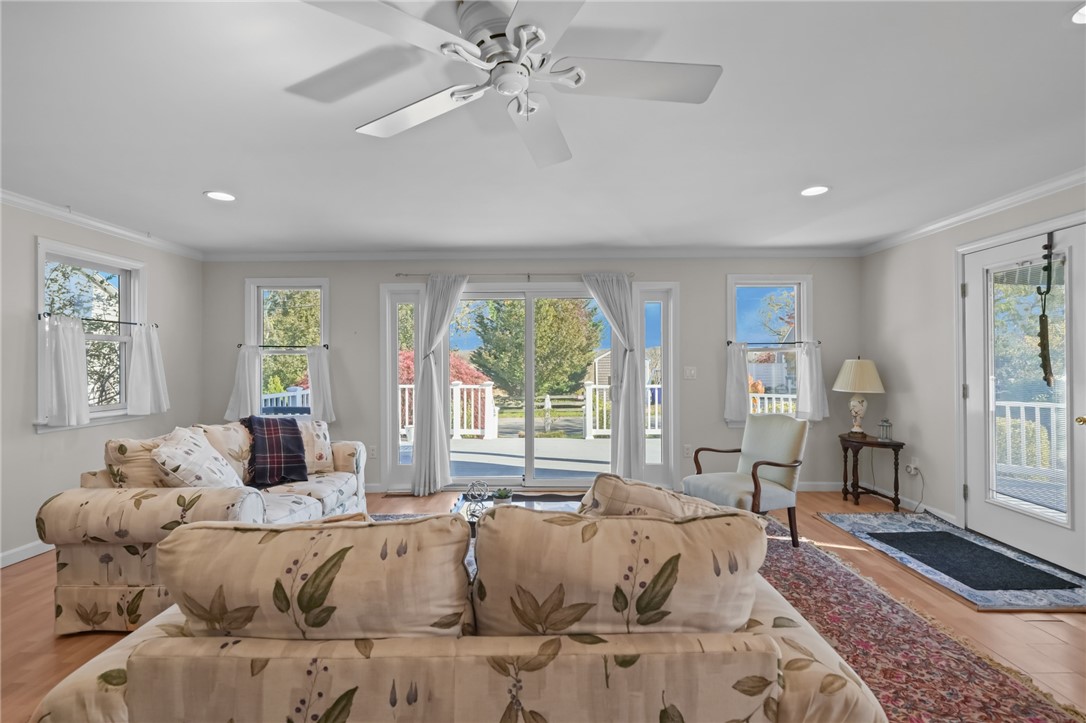 4 Read Avenue Warren, RI 02885 - Photo 5 of 39
