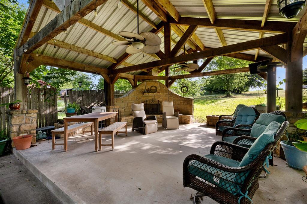 800 Riverview Road Millsap, TX 76066 - Photo 4 of 33