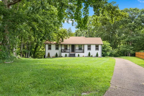 $600,000 | 102 Walton Court, Hendersonville, TN 37075