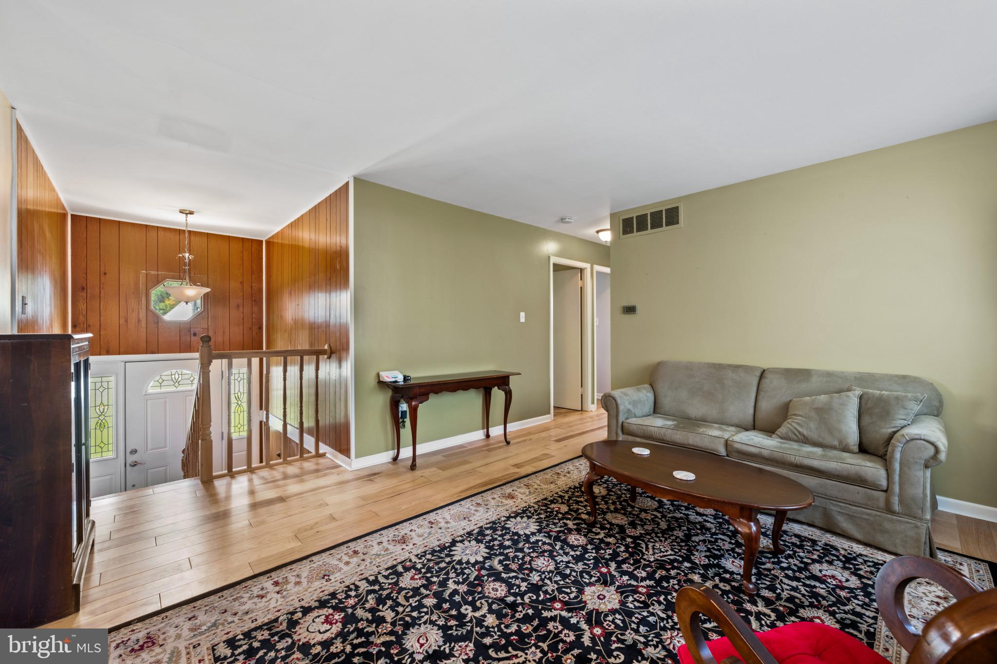 245 Candytuft Road Reisterstown, MD 21136 - Photo 37 of 40 Living room open floor plan