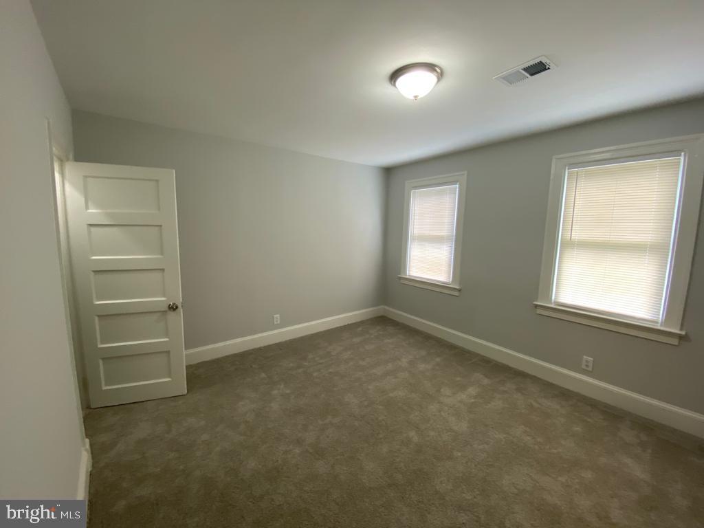 4902 Somerset Road Riverdale, MD 20737 - Photo 12 of 21 Gallery Image 12