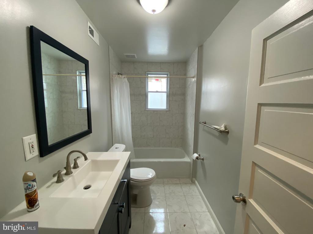 4902 Somerset Road Riverdale, MD 20737 - Photo 16 of 21 Gallery Image 16
