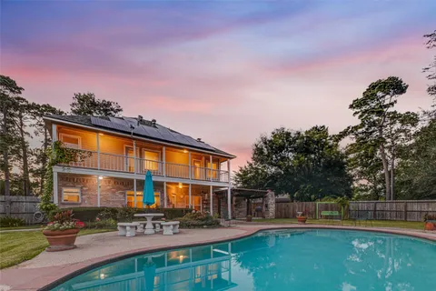 $550,000 | 11418 Cedarwood, Humble, TX 77338