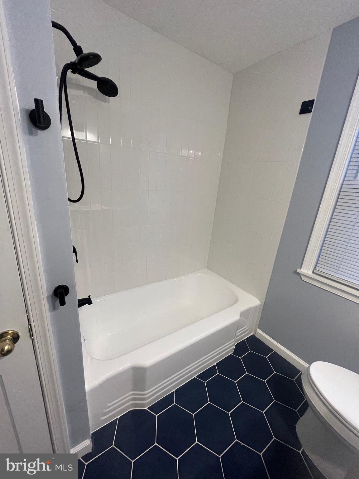 3609 Ednor Road Baltimore, MD 21218 - Photo 21 of 35