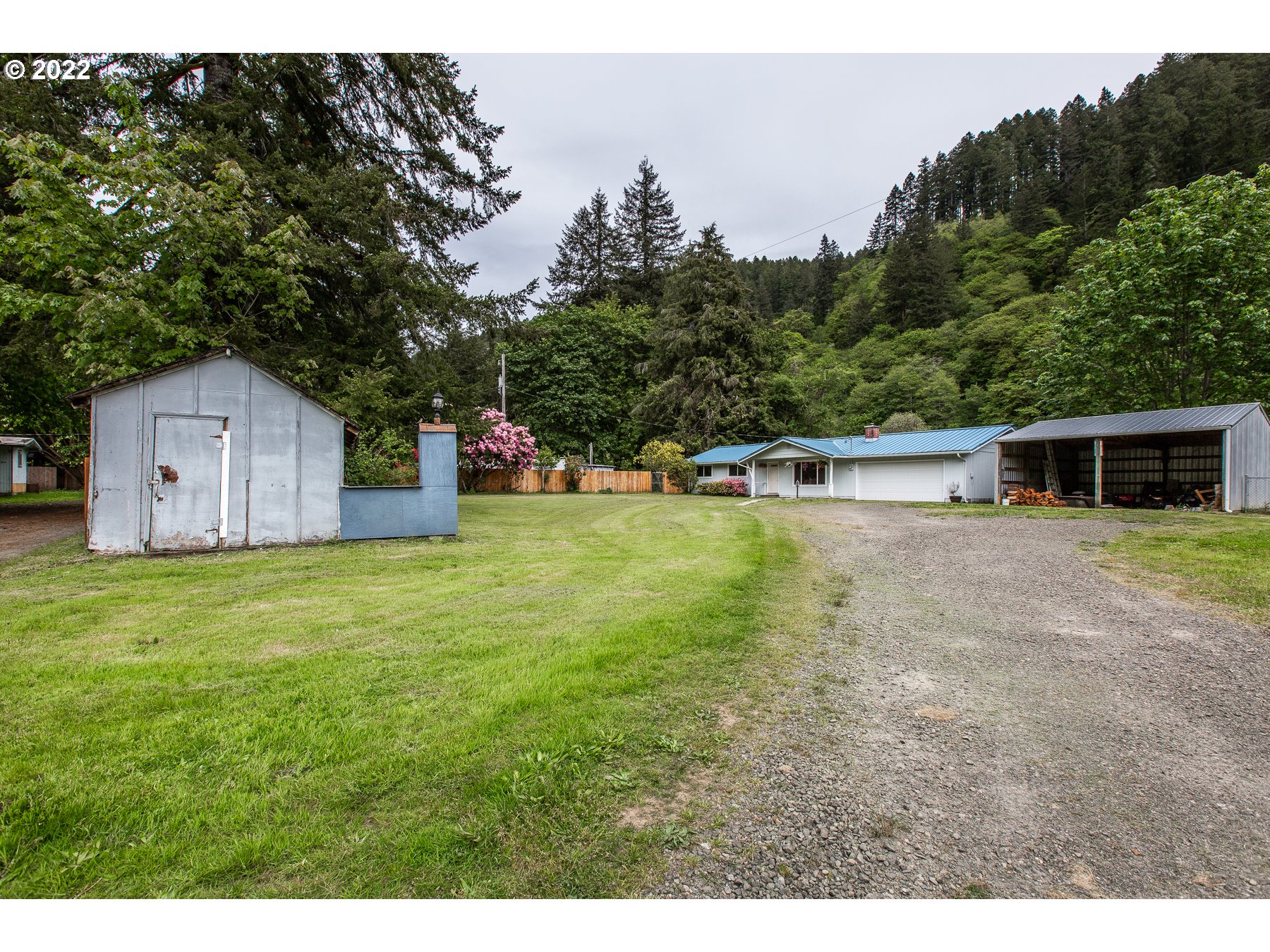 89281 Bricker Lane Mapleton, OR 97453 - Photo 1 of 32 Gallery Image 1