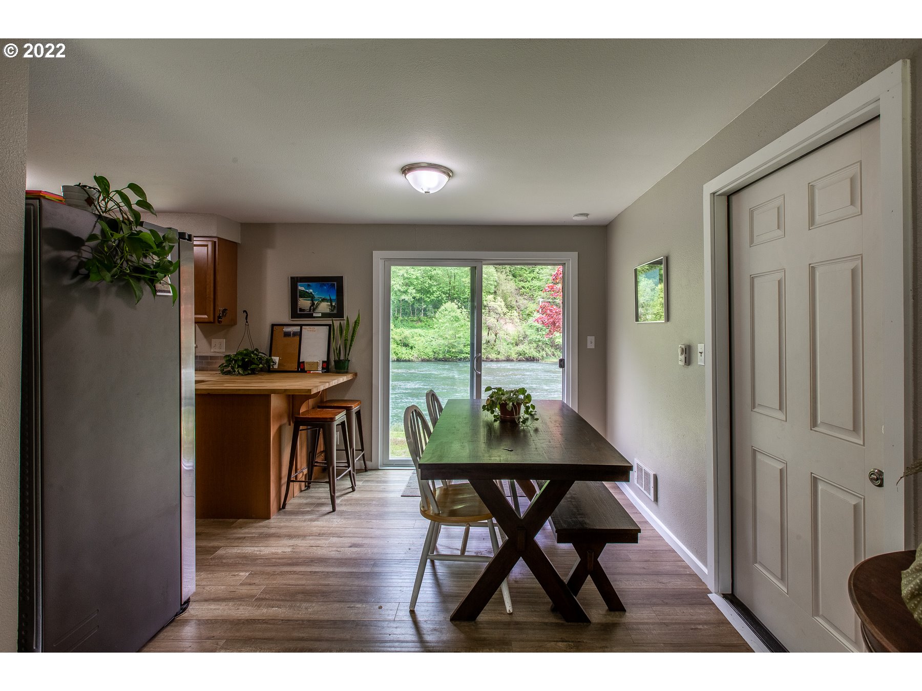 89281 Bricker Lane Mapleton, OR 97453 - Photo 12 of 32 Gallery Image 12
