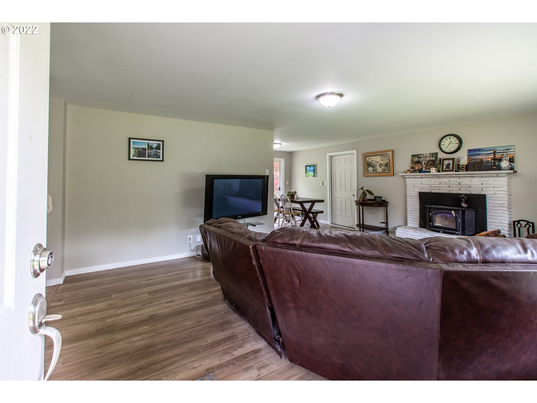 89281 Bricker Lane Mapleton, OR 97453 - Photo 8 of 32 Gallery Image 8