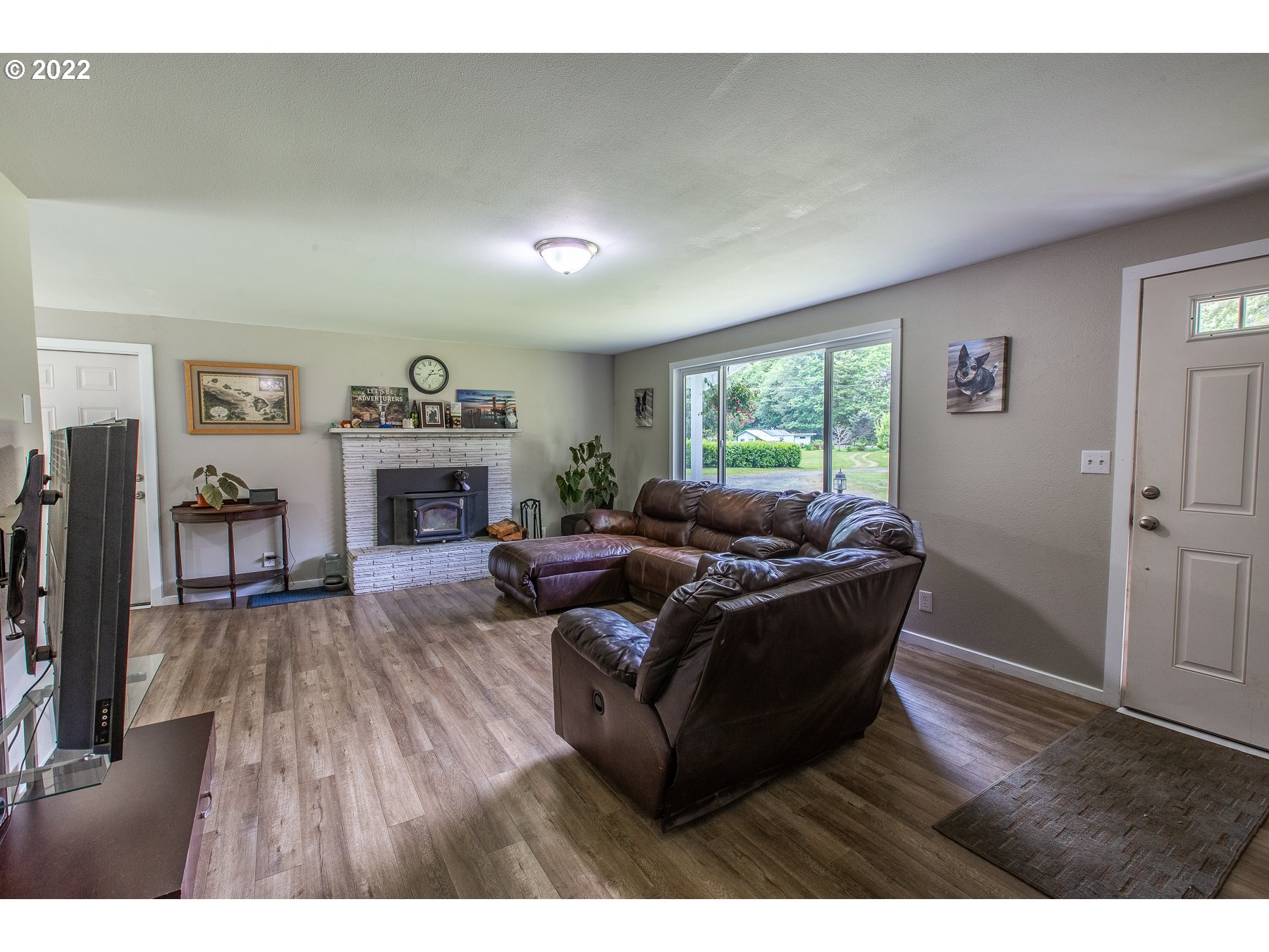 89281 Bricker Lane Mapleton, OR 97453 - Photo 9 of 32 Gallery Image 9