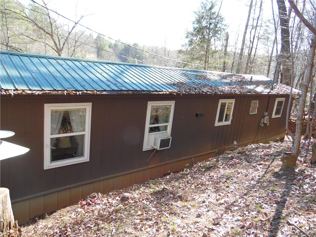 34 White Pine Road Brevard, NC 28712 - Photo 3 of 10 Gallery Image 3