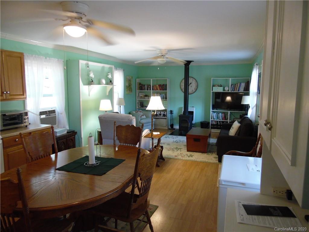 34 White Pine Road Brevard, NC 28712 - Photo 6 of 10 Gallery Image 6