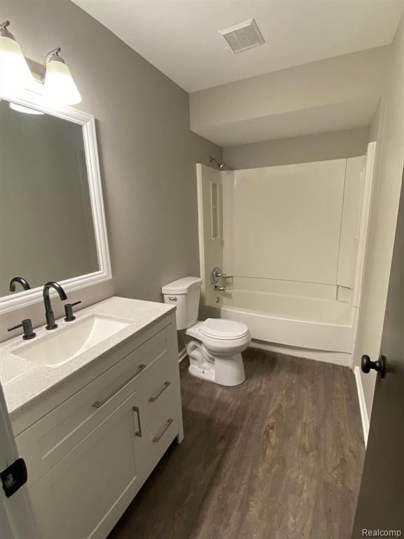305 East Lafayette Street Romeo, MI 48065 - Photo 7 of 10