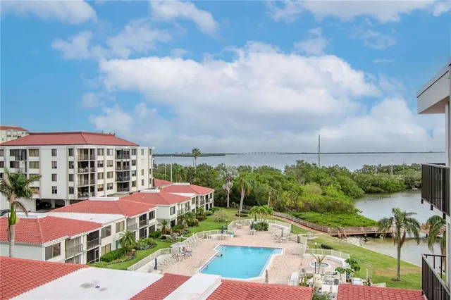 $2,500 | 6361 Bahia Del Mar Boulevard South, Unit 605, St. Petersburg, FL 33715