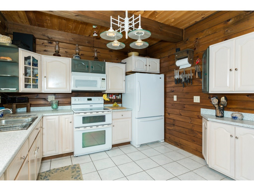 250 Evergreen Valley Road Milton, NH 03851 - Photo 3 of 36