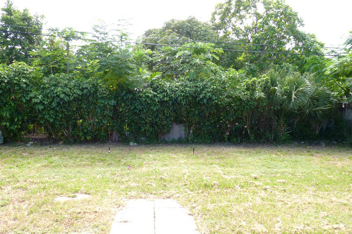 3015 Clyde Road West Palm Beach, FL 33405 - Photo 15 of 18 BACK VIEW