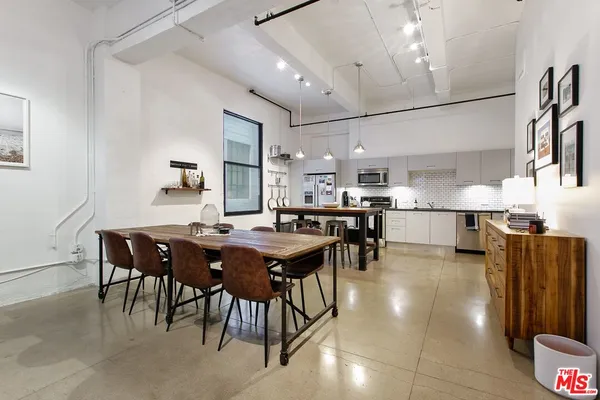 $2,100 | 738 South Los Angeles Street, Unit 407, Los Angeles, CA 90014