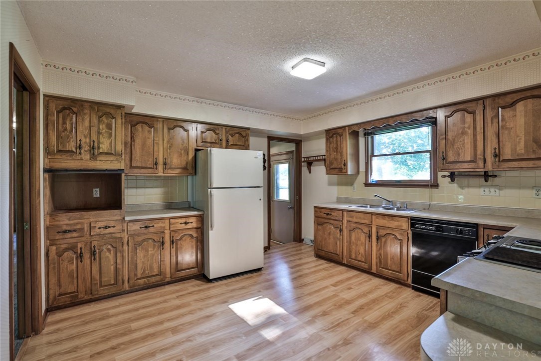 6382 Hursh Road Middletown, OH 45042 - Photo 10 of 32 Gallery Image 10