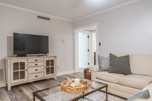 $2,000 | 160 South May Street, Unit 4, Southern Pines, NC 28387