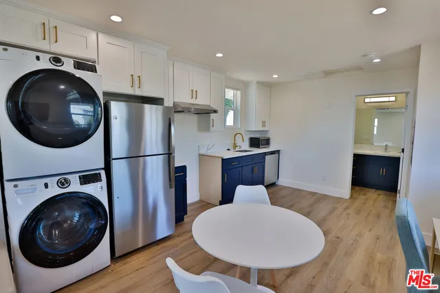 $7,000 | 1237 West 25th Street, Unit 1241, Los Angeles, CA 90007