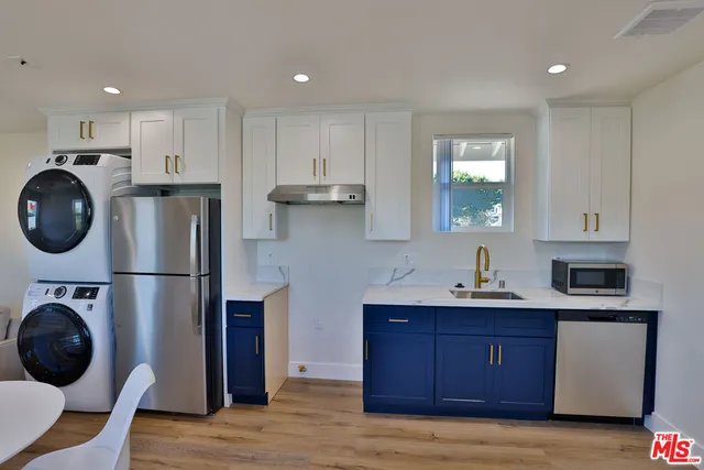 $7,000 | 1237 West 25th Street, Unit 1241, Los Angeles, CA 90007