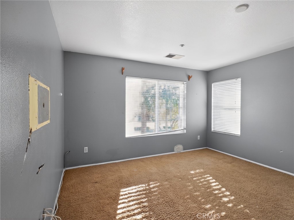 600 Freeport Lane Oxnard, CA 93035 - Photo 12 of 30
