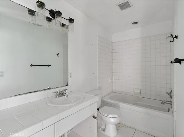 $830,000 | 600 Freeport Lane, Oxnard, CA 93035