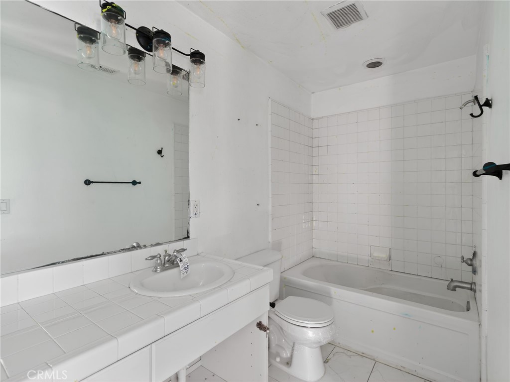 600 Freeport Lane Oxnard, CA 93035 - Photo 25 of 30