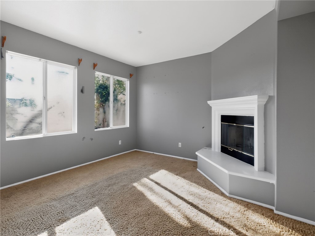 600 Freeport Lane Oxnard, CA 93035 - Photo 4 of 30