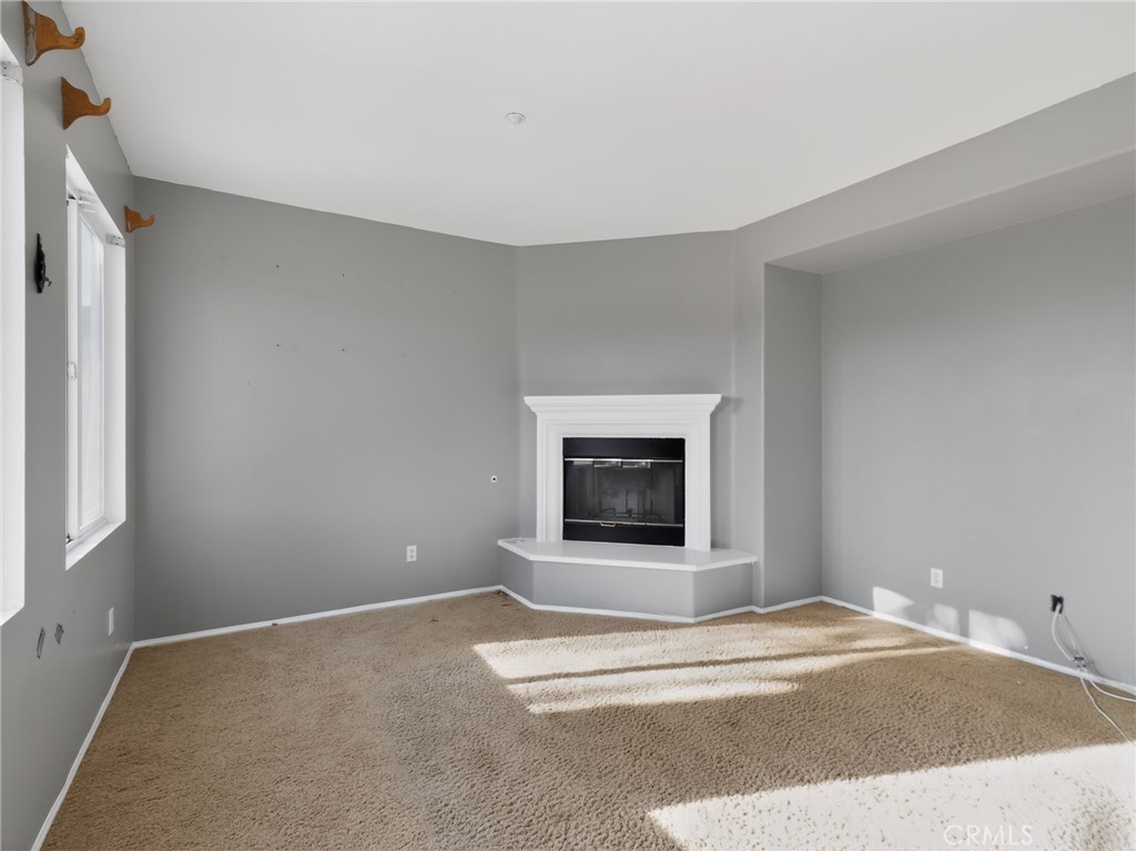 600 Freeport Lane Oxnard, CA 93035 - Photo 5 of 30