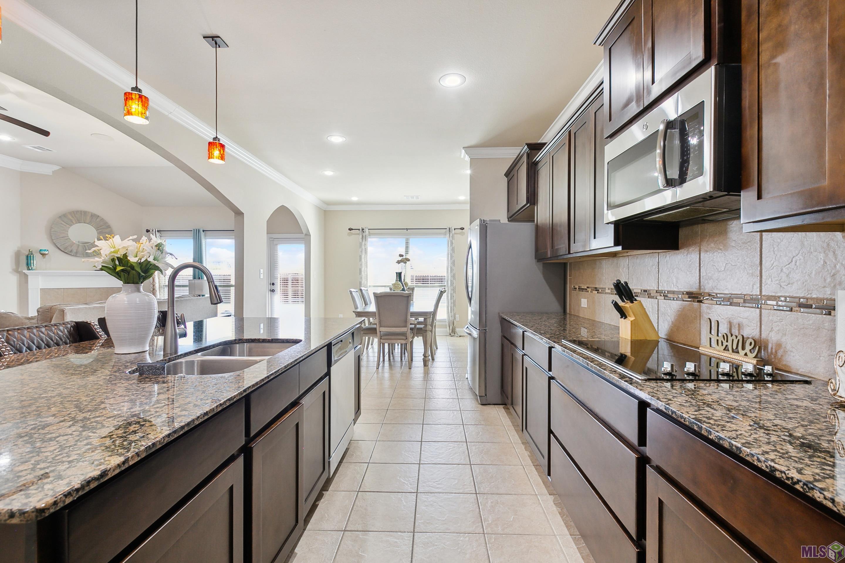 22518 Timber Ridge Drive Denham Springs, LA 70726 - Photo 3 of 11 Gallery Image 3