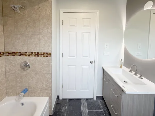 $211,111 | 11361 South Racine Avenue, Chicago, IL 60643