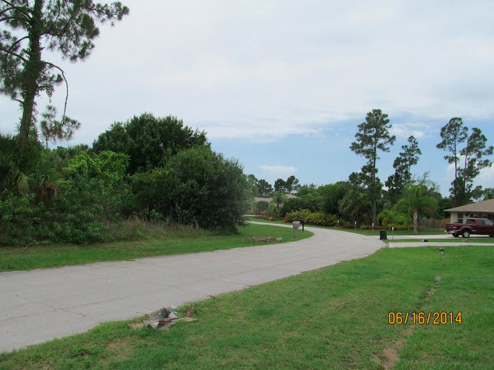 889 Southwest Commonwealth Road Port St. Lucie, FL 34953 - Photo 3 of 42 IMG_8374
