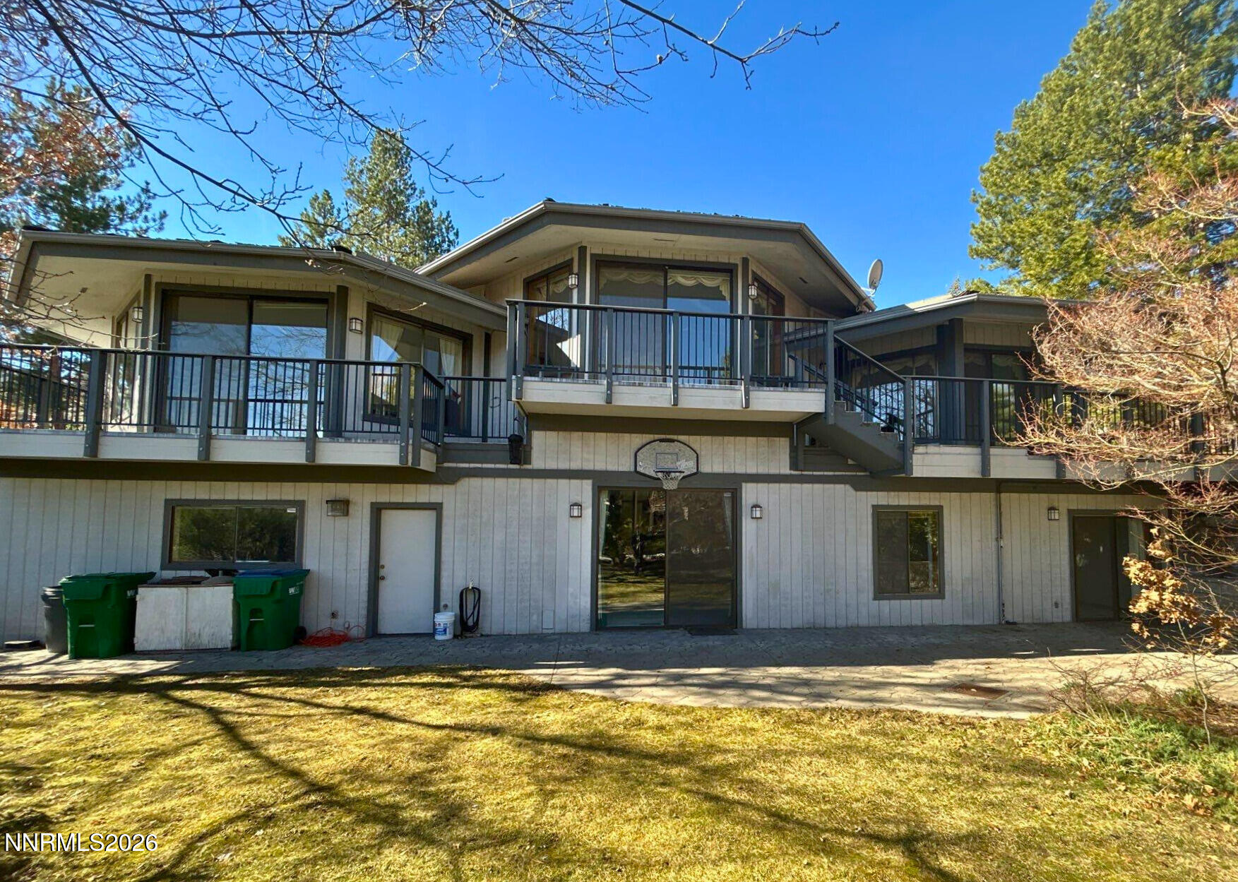 2795 West Lake Ridge Reno, NV 89519 - Photo 29 of 31 a view of a house with a swimming pool