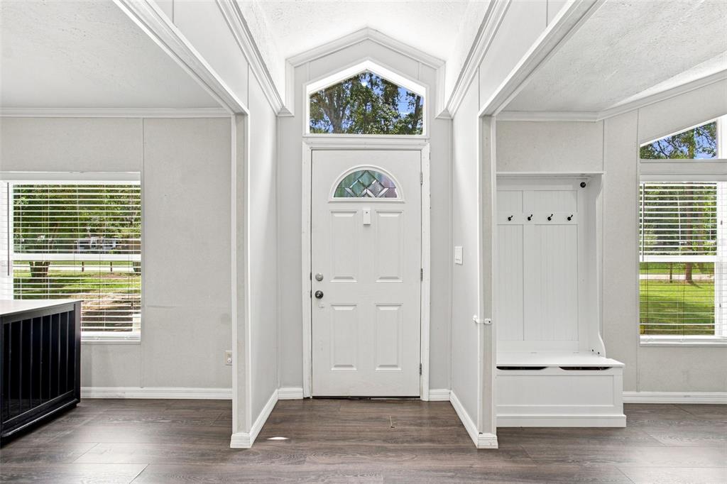 37903 Tucker Road Zephyrhills, FL 33542 - Photo 12 of 74 Gallery Image 12