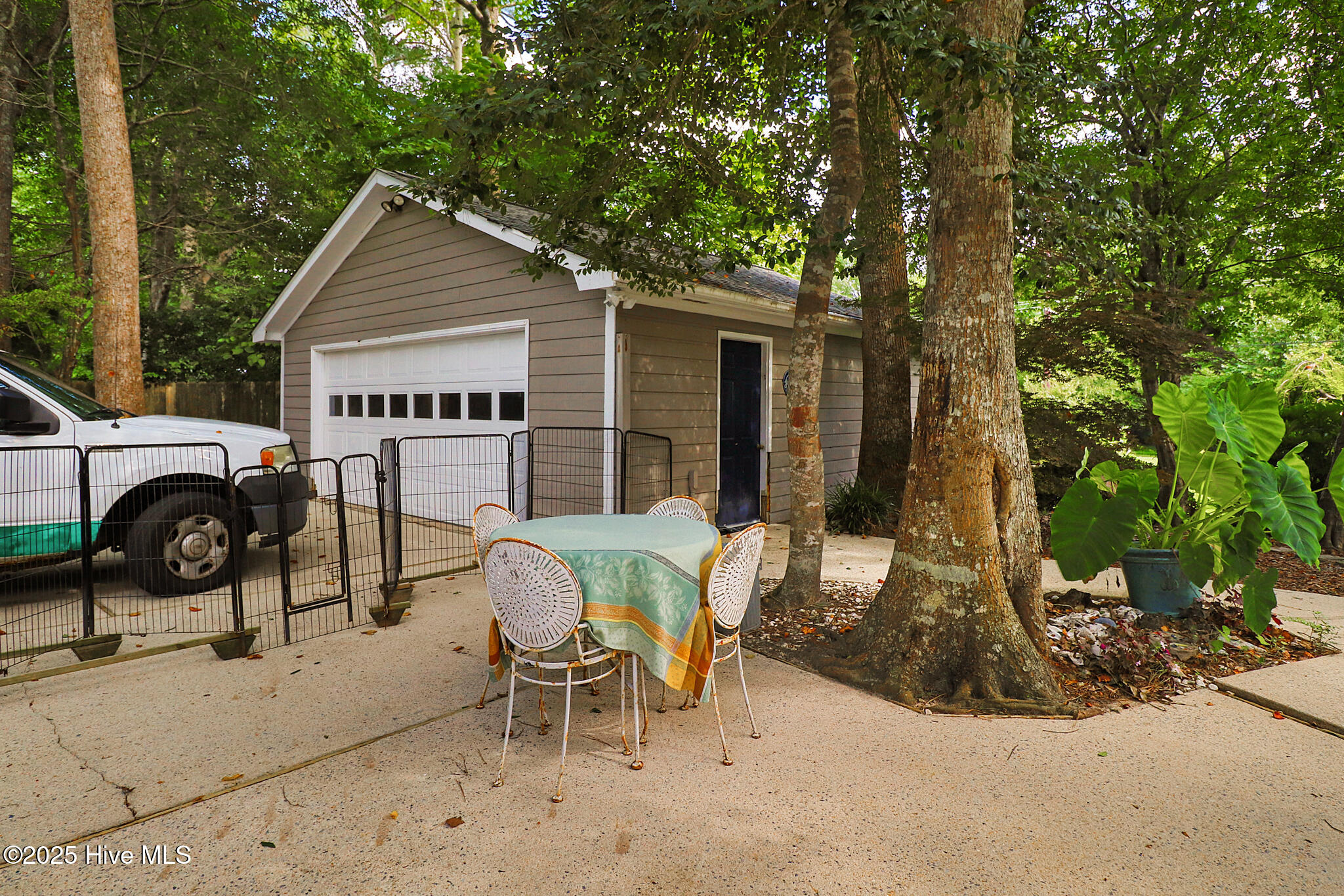 3405 Old Gate Road Morehead City, NC 28557 - Photo 11 of 40 Detached garage