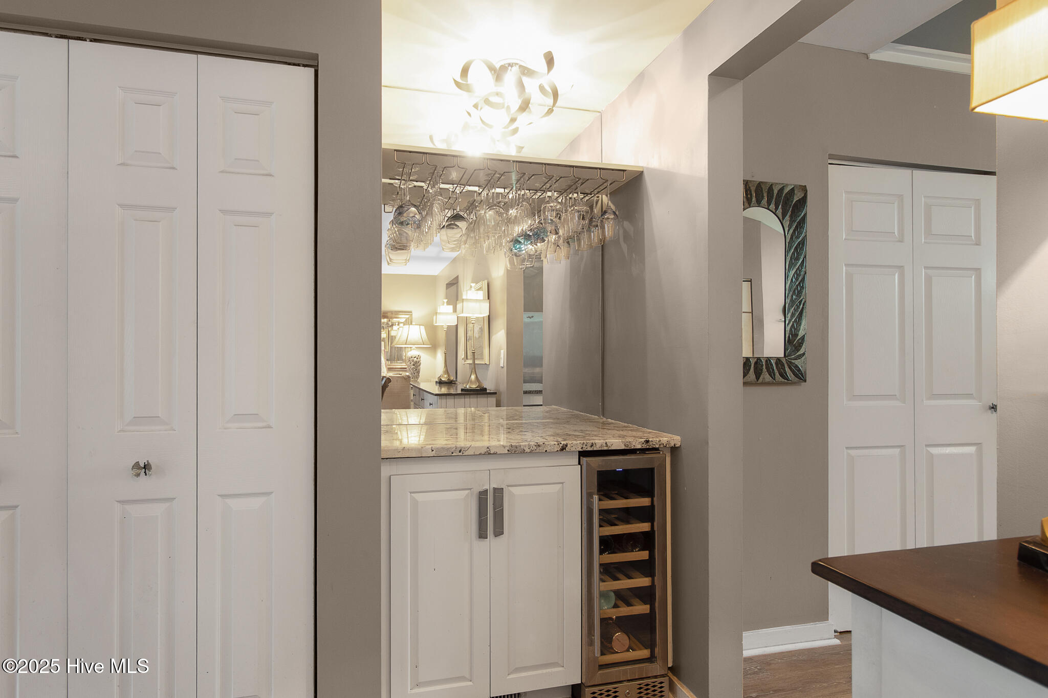 3405 Old Gate Road Morehead City, NC 28557 - Photo 16 of 40 Dining Room Bar