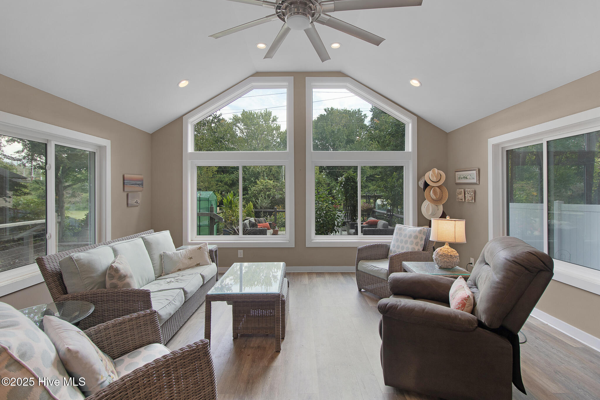 3405 Old Gate Road Morehead City, NC 28557 - Photo 20 of 40 Sunroom